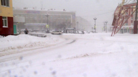 Магаданскую область накрыл снежный циклон