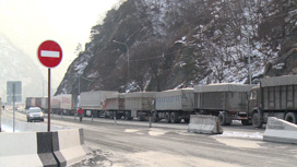 Военно-Грузинскя дорога закрыта для всех видов транспорта
