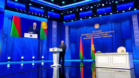 Лукашенко: беда приходит туда, где ей люди сами открывают двери