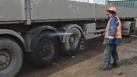 Красноярских строителей будут штрафовать за грязные колеса