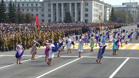 На главной площади Красноярска прошло торжественное шествие