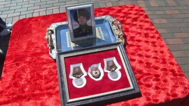 Во время полевых работ под Калининградом нашли две медали "За боевые заслуги" уроженца Кыргызстана