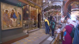 Икону кисти Рублева выставят в храме Христа Спасителя на Троицу