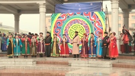 Сотни гостей приехали на празднование 100-летнего юбилея Бурятии