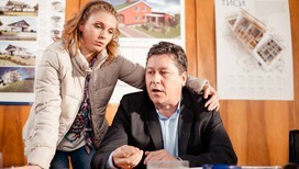 Кадры из сериала "Между нами девочками"