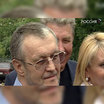 К Ваганьковскому кладбищу стянули три автобуса с бойцами ОМОНа, несколько экипажей ГИБДД и даже саперов. Силовики опасались провокаций и столкновений во время похорон одного из самых известных криминальных авторитетов Вячеслава Иванькова