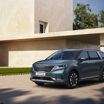 Kia объявила стоимость нового Carnival для России