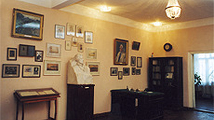Музей писателей-орловцев открылся в Орле после реставрации