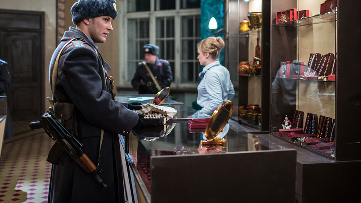 Павел Чинарев. Кадр из сериала "Шакал"