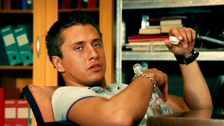 Павел Прилучный. Кадр из сериала "Мажор 2"