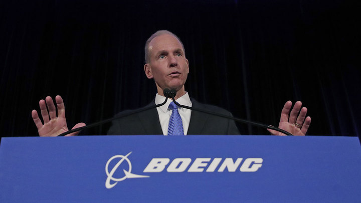 Скандал с 737 MAХ вынудил главу Boeing уйти в отставку