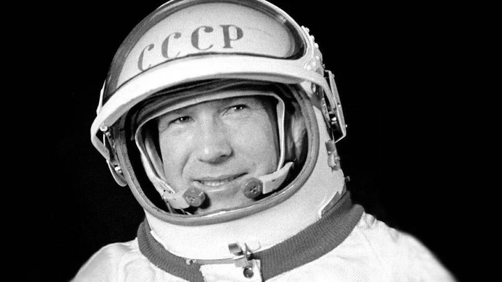 Самый дальний пилотируемый полет в космос и космические рекорды