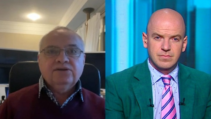 Натанзон где сейчас. Станислав Натанзон Россия 24. Пятая студия Россия 24 ведущий. Ведущий Россия 24 лысый Стас Натанзон. Натанзон Станислав Викторович Россия 24.