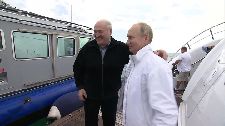 Вести в субботу. Путин и Лукашенко завершили переговоры морской прогулкой