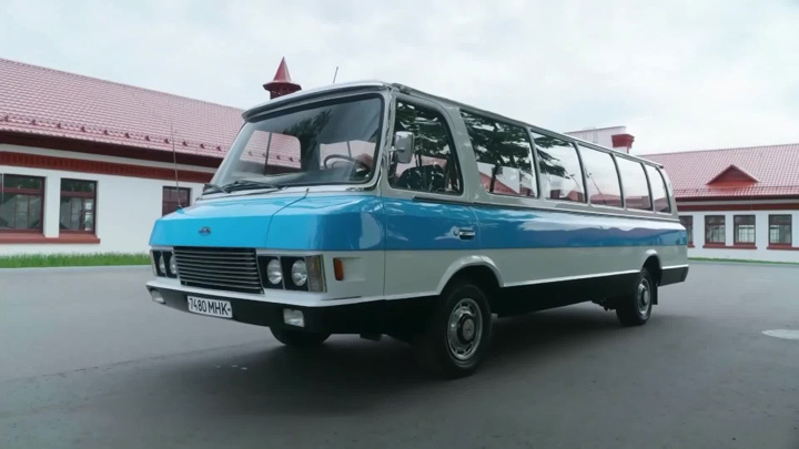 Когда трава была зеленее: удивительно стильная "Юность"