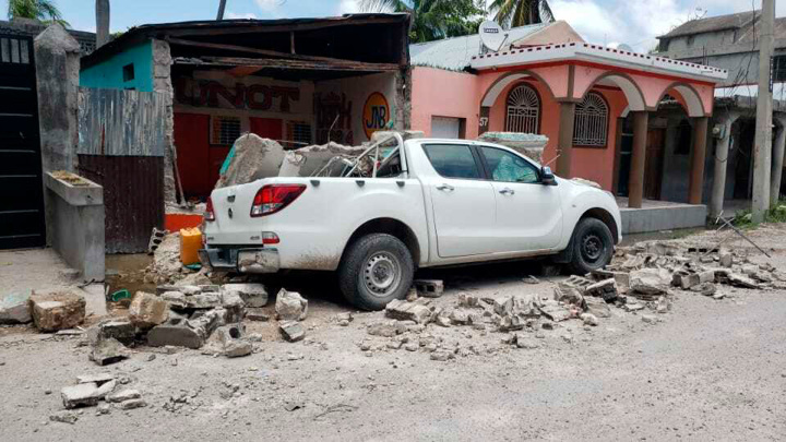 Землетрясения: в Гаити есть погибшие и разрушения, а Аляске повезло