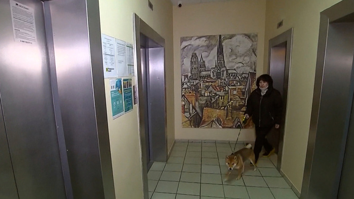 Вести-Москва. В столичной многоэтажке упал лифт с людьми