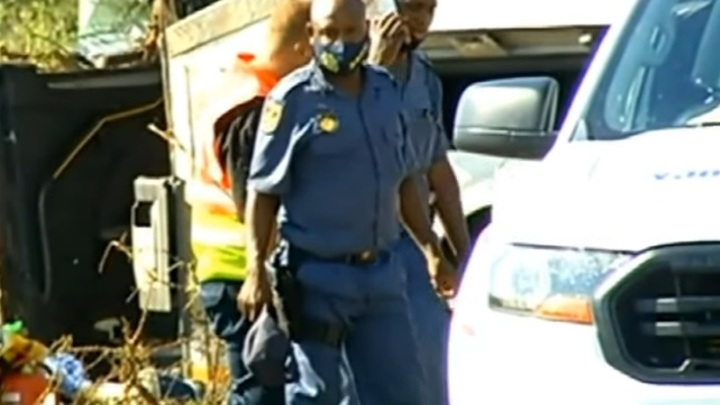 Четверо пассажиров погибли в перевернувшемся автобусе в ЮАР