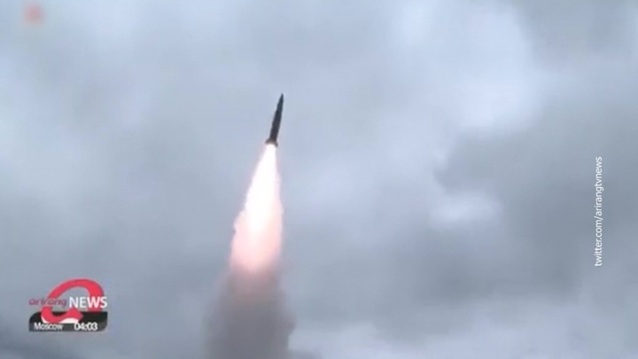 Запущенная КНДР ракета пролетела более 700 километров