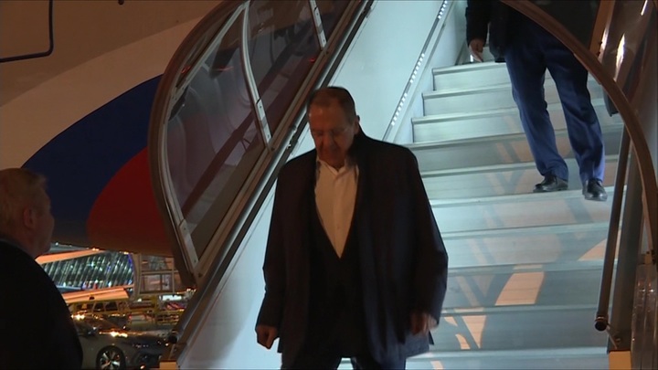 Глава МИД РФ прибыл в Женеву