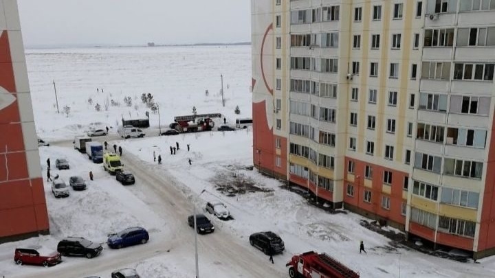 Житель Татарстана с горящей головой выпал из окна