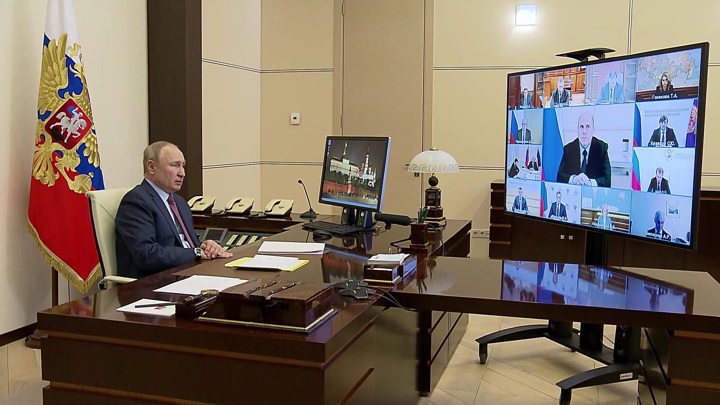 Вести в 20:00. Президент обсудил с правительством криптовалюты и "омикрон"