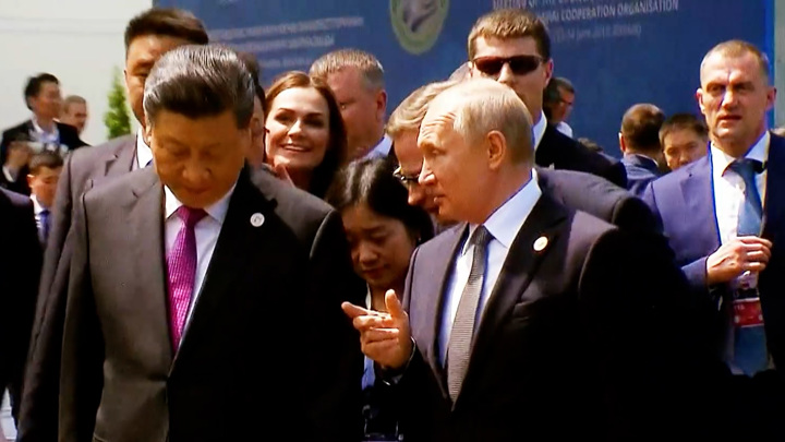 Москва. Кремль. Путин. Неделя президента: встречи с иностранными лидерами и Олимпиада в Пекине