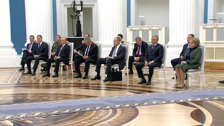 Вести в 20:00. Заседание Совбеза: мнения высказаны, решение за Путиным