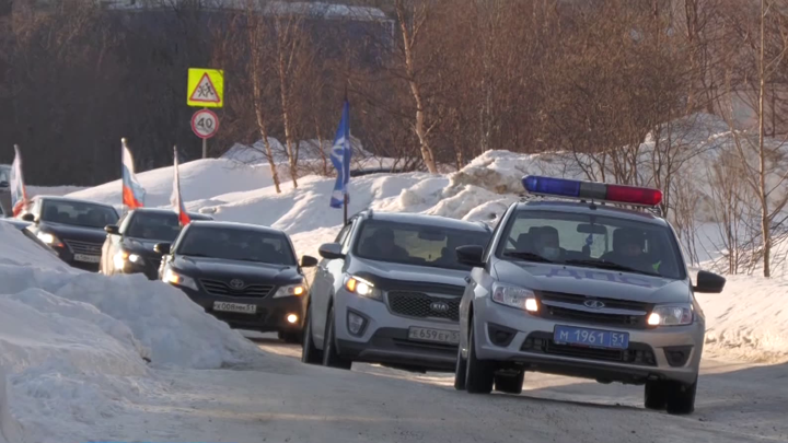 Автомобилисты Видяево присоединились к акции "Своих не бросаем"