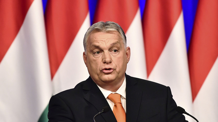 Вести в 20:00. Премьер Венгрии ввел в стране чрезвычайное положение
