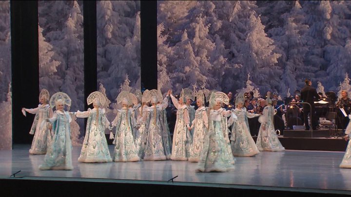 Концерт Красноярского ансамбля танца Сибири в Кремлевском дворце посвятили 200-летию образования Енисейской губернии