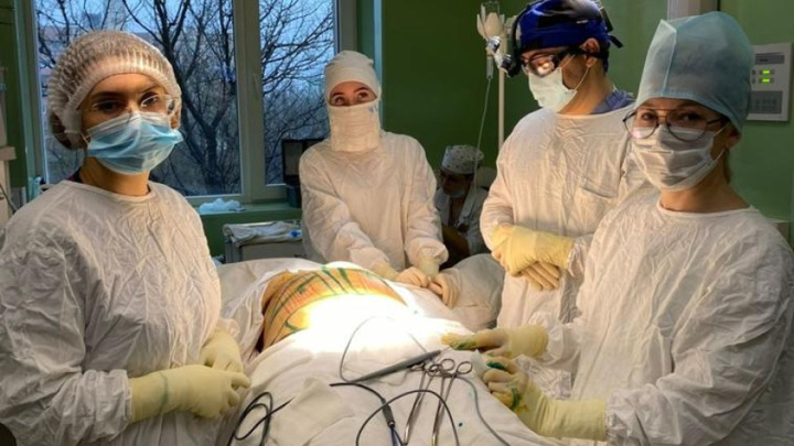 В Крыму провели уникальную операцию на молочной железе