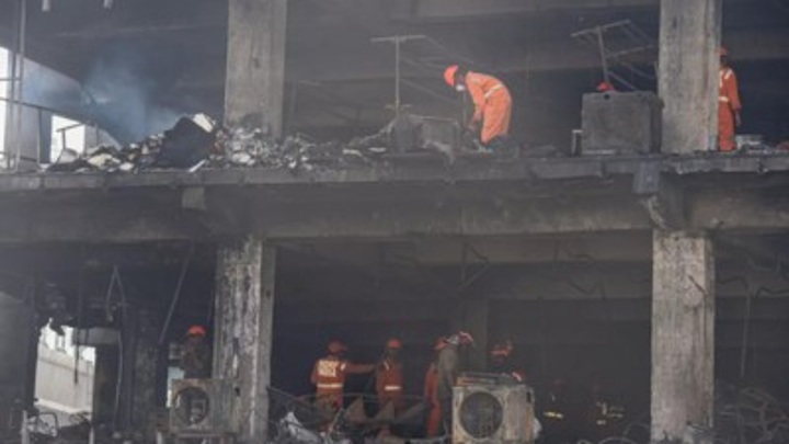 Власти Индии сообщили детали пожара, унесшего жизни 27 человек