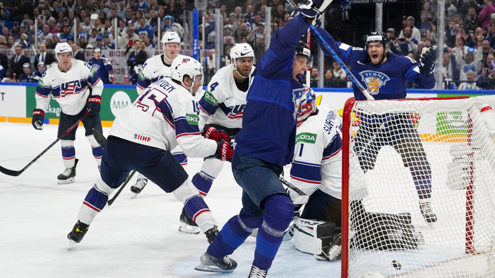 Финские хоккеисты стали финалистами домашнего чемпионата мира