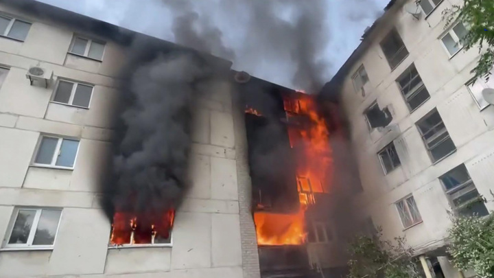 Вести в 20:00. В Донбассе боевики используют подлую тактику обстрела жилых кварталов