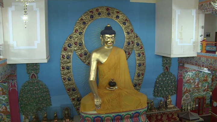 Вести в 20:00. Праздник души и света: в Калмыкии отмечают день рождения Будды Шакьямуни