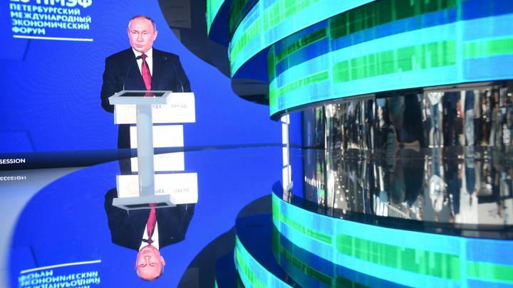 Вести в 20:00. Владимир Путин выступил на ПМЭФ с программным заявлением