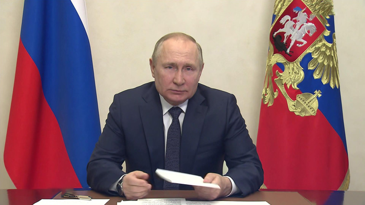 Вести в 20:00. Владимир Путин: наша экономика будет развиваться за счет высоких технологий
