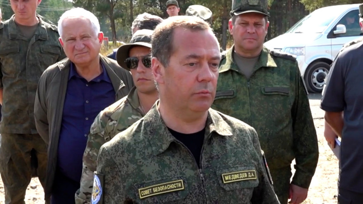 Медведев объяснил, почему Россия начала спецоперацию