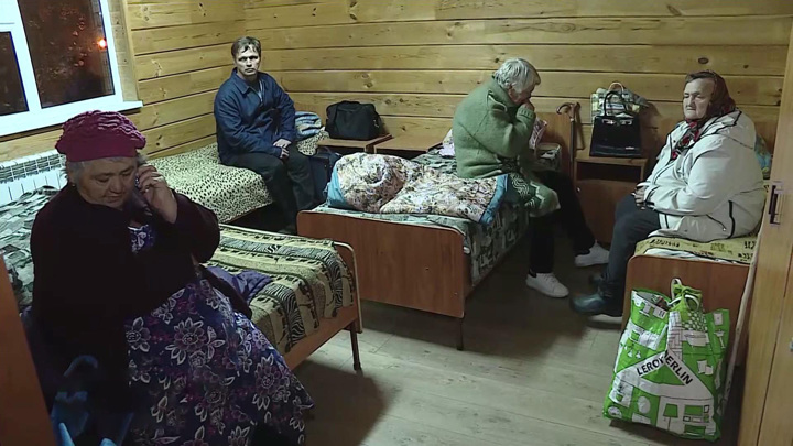 Вести в 20:00. Беженцы больше не могут терпеть преследований киевского режима