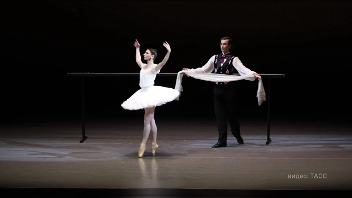 Новости культуры. Новую балетную программу представит Новосибирский театр оперы и балета