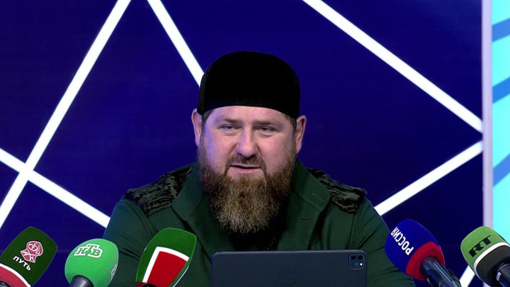 Вести в 20:00. Кадыров решил несколько проблем граждан во время прямого эфира