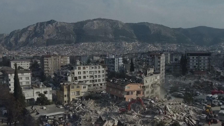 Вести в 20:00. Как выглядят разрушенные города Турции