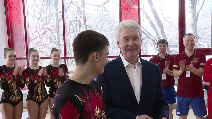 Вести-Москва. Мэр посетил новый спорткомплекс в Измайлове