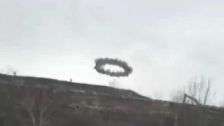 Жители Подмосковья сняли на видео "портал в столицу"