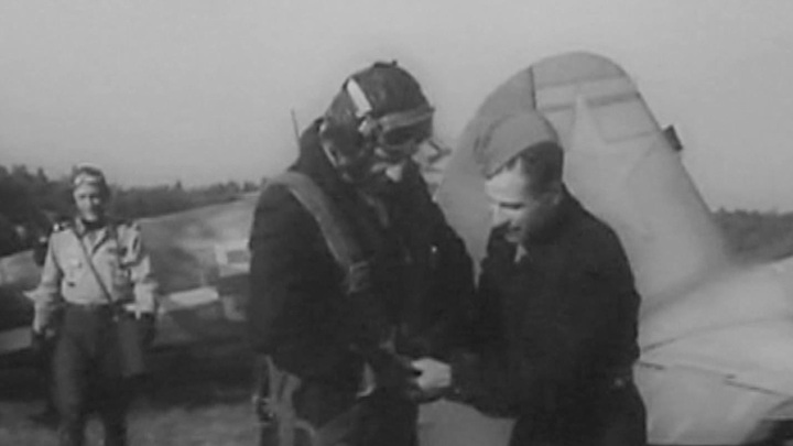 Новости культуры. Исполнилось 80 лет со дня первого боя эскадрильи "Нормандия-Неман"