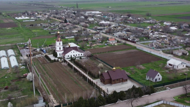 Вести в 20:00. В херсонском Никольском женском монастыре молятся об Украине