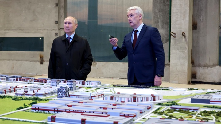 Вести в 20:00. Путин посетил центр отечественного беспилотного авиастроения