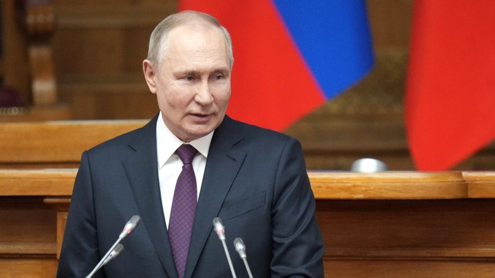 Вести в 20:00. Путин отметил масштаб работы парламентариев