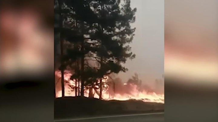 От лесного пожара в Свердловской области загорелись склады с порохом